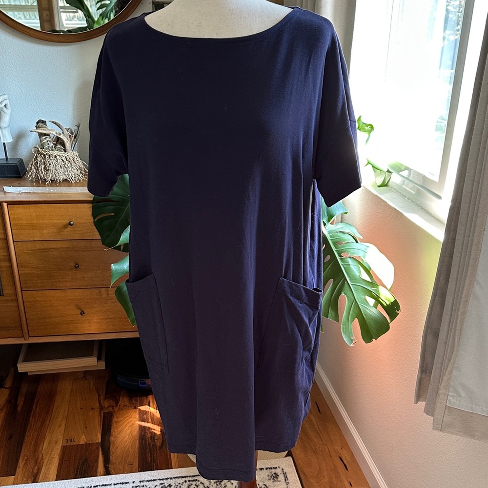 NWOT Eileen Fisher Tunic Top with Pockets